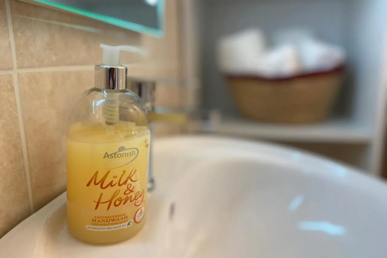 Lynwood House Hotel Bath